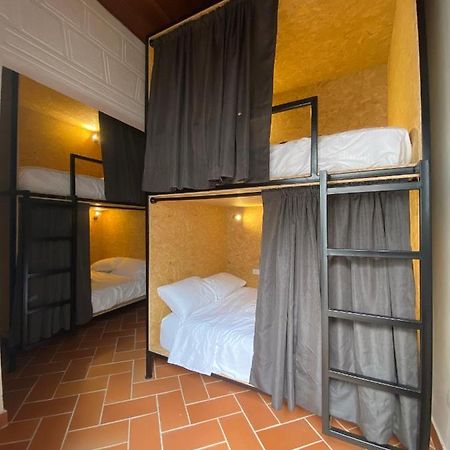 Banana Hostel Богота Экстерьер фото