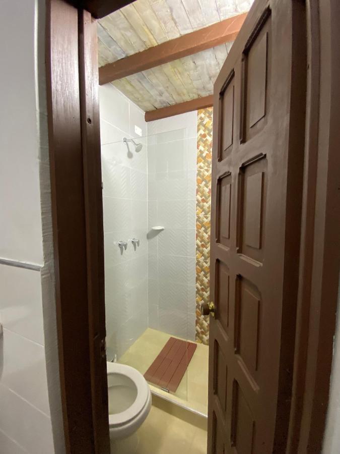 Banana Hostel Богота Экстерьер фото