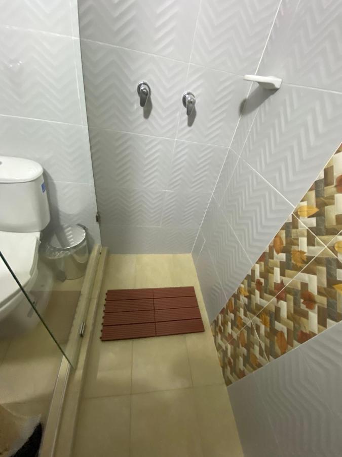 Banana Hostel Богота Экстерьер фото