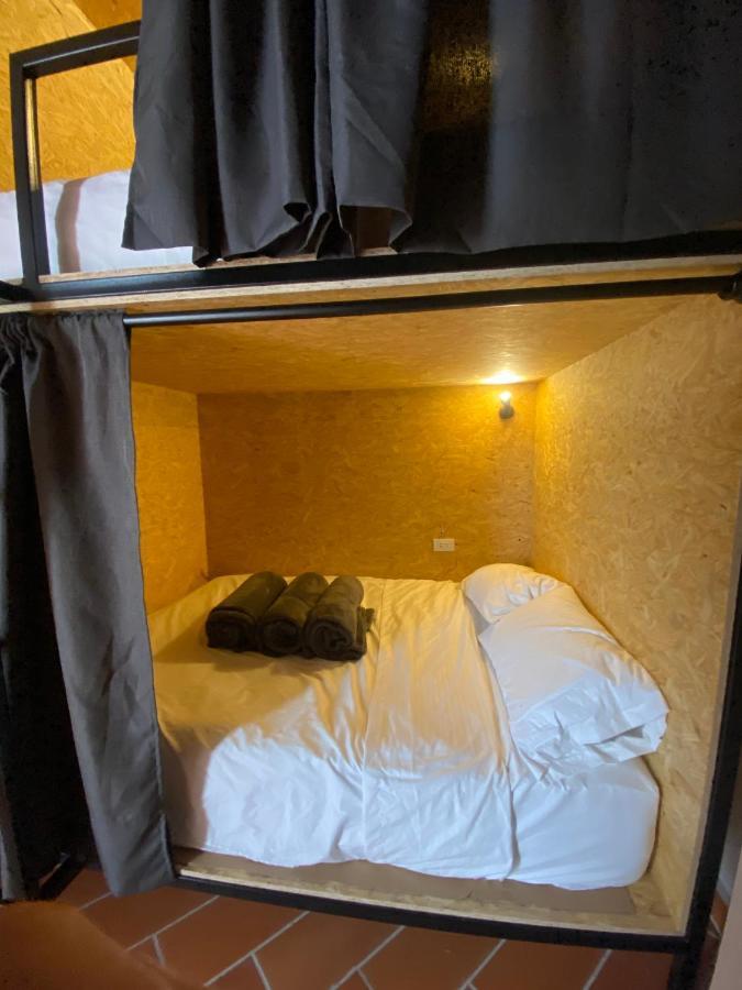 Banana Hostel Богота Экстерьер фото